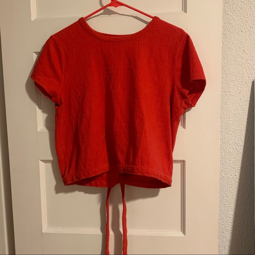 Tie back shirt